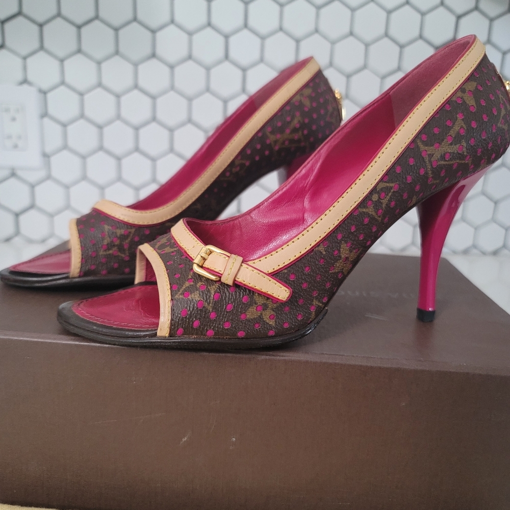Louis Vuitton Perforated limited Edition heels